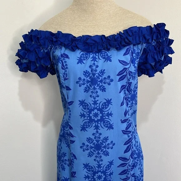 Elegant Blue Floral Maxi Dress - Picture 15 of 16